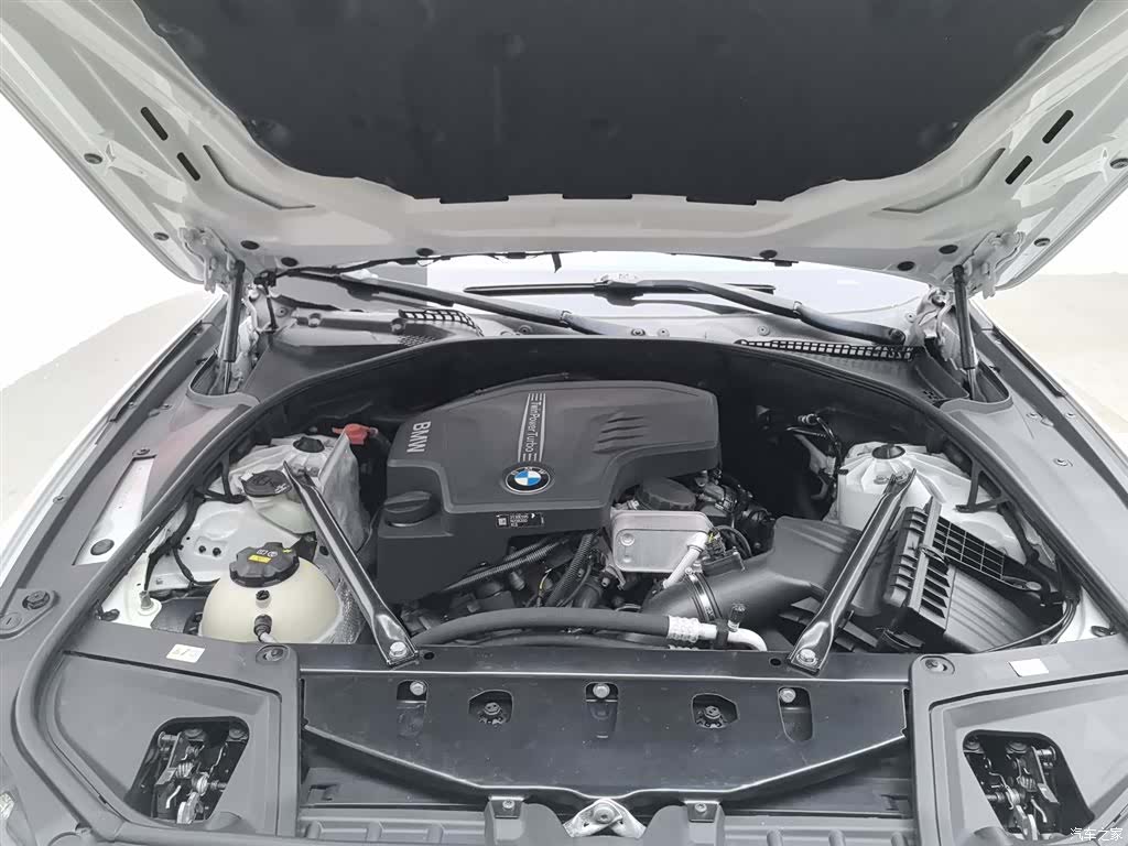 BMW 5 Series, 2015 6