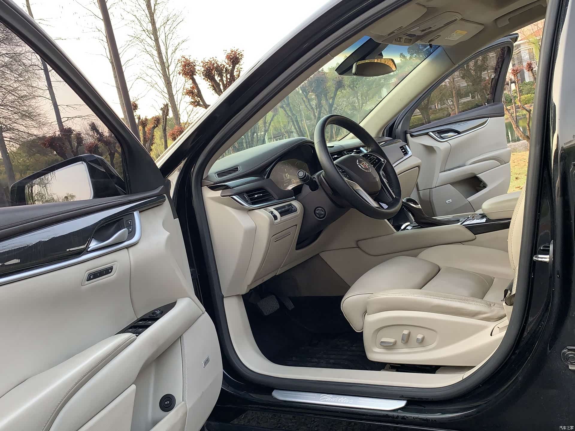 Cadillac XTS, 2015 23