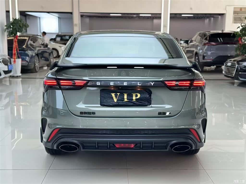 Geely Binray, 2022 8
