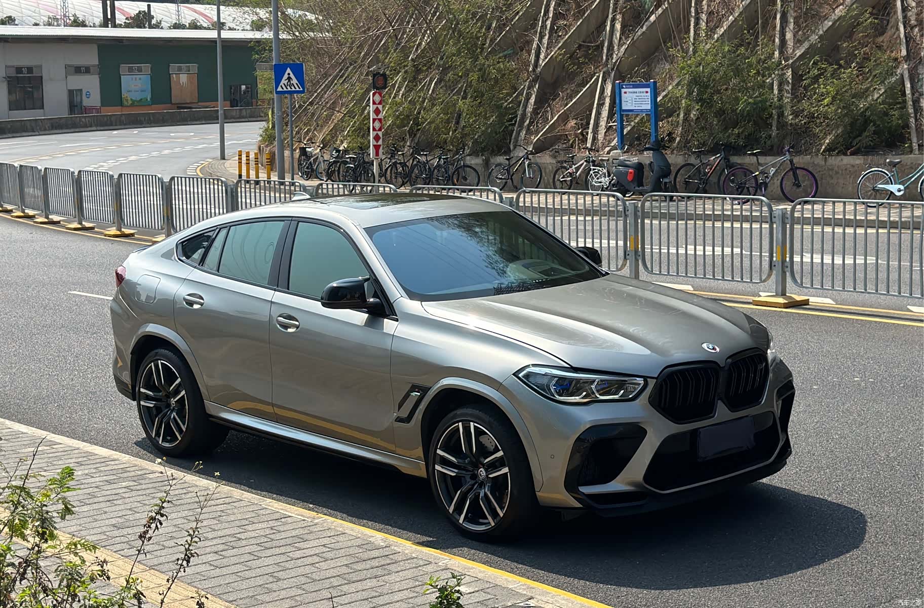 BMW X6, 2023 3