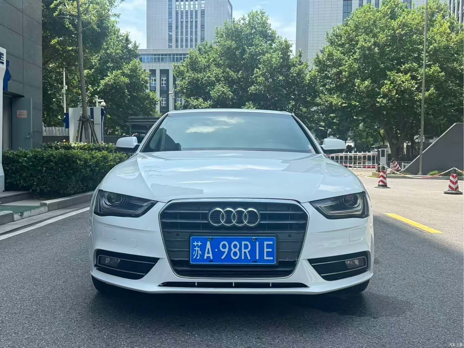 Audi A4L, 2012 2