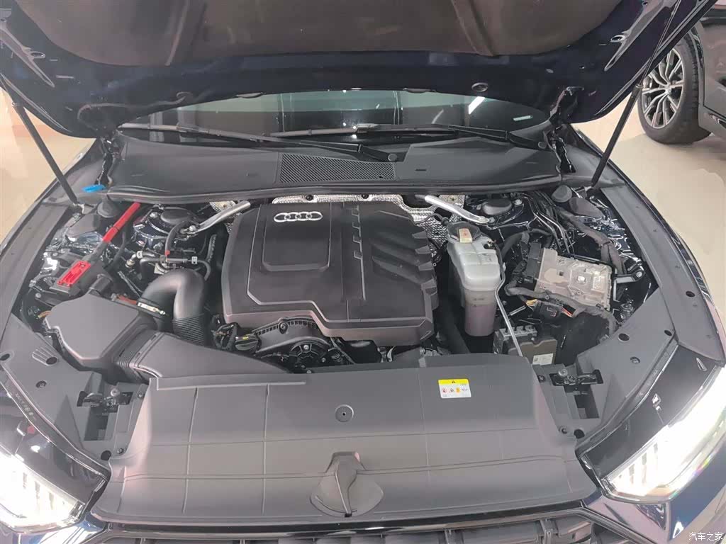 Audi A7L, 2023 20