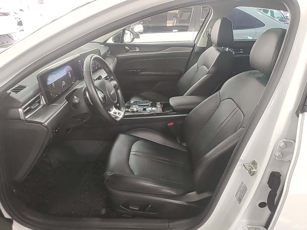 Kia K5, 2022 15