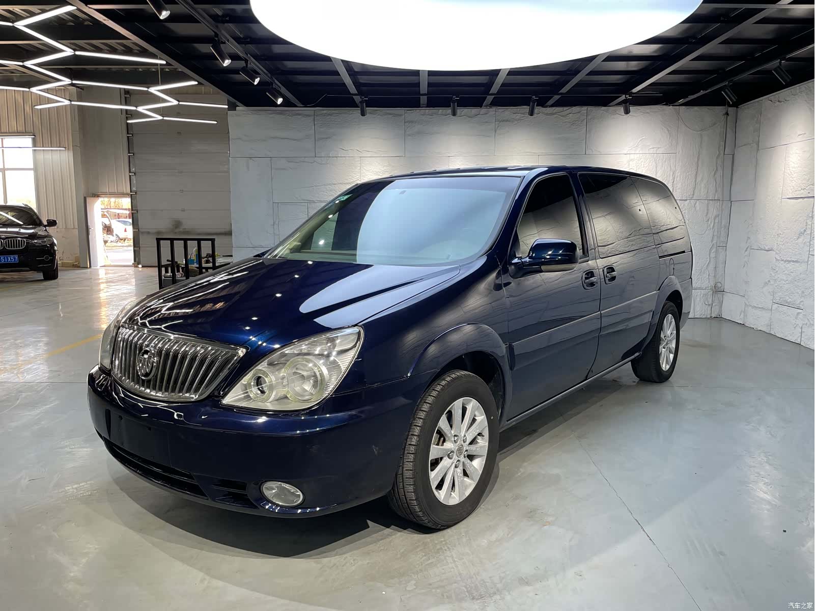 Buick GL8, 2015 1
