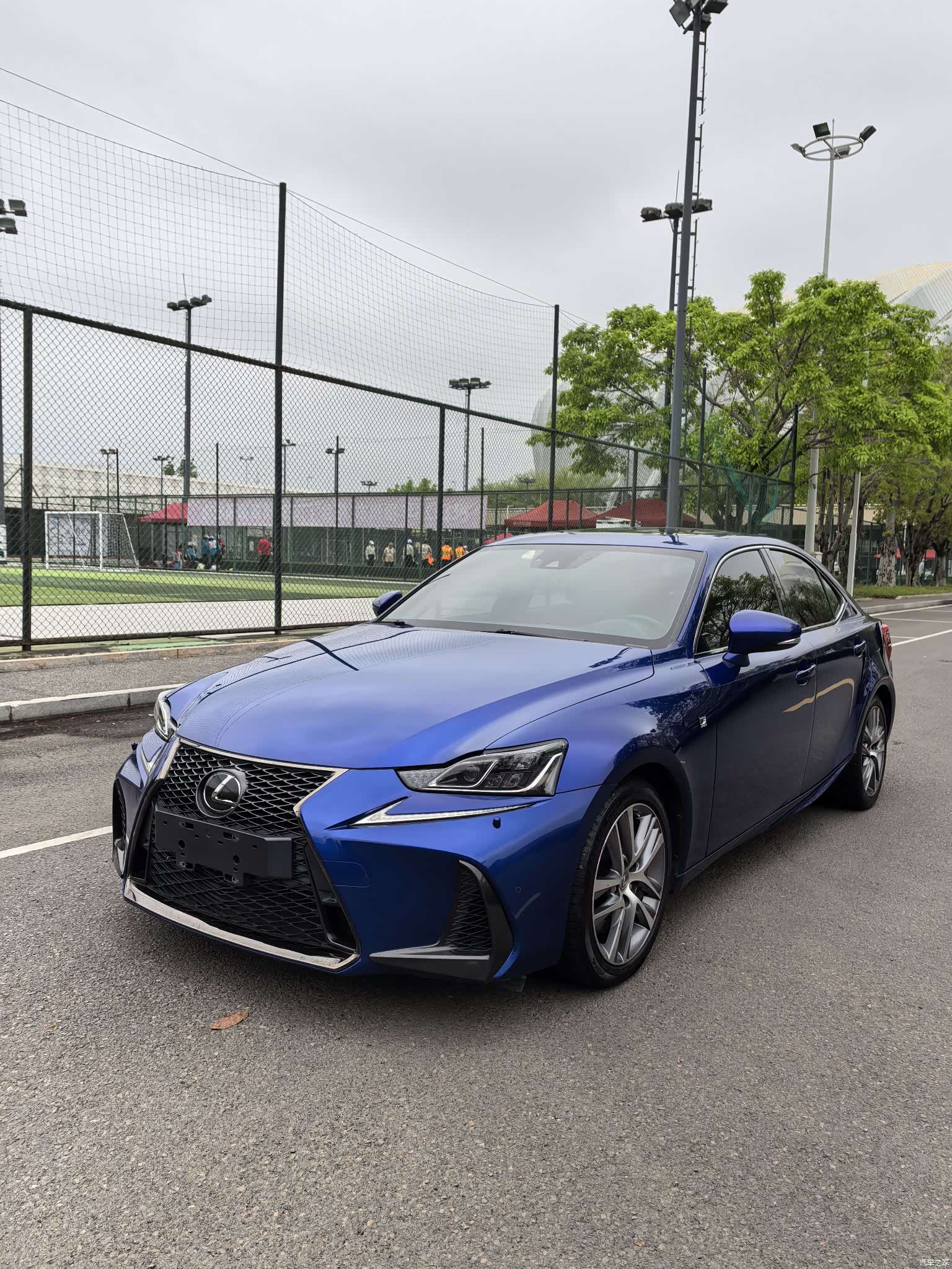 Lexus IS