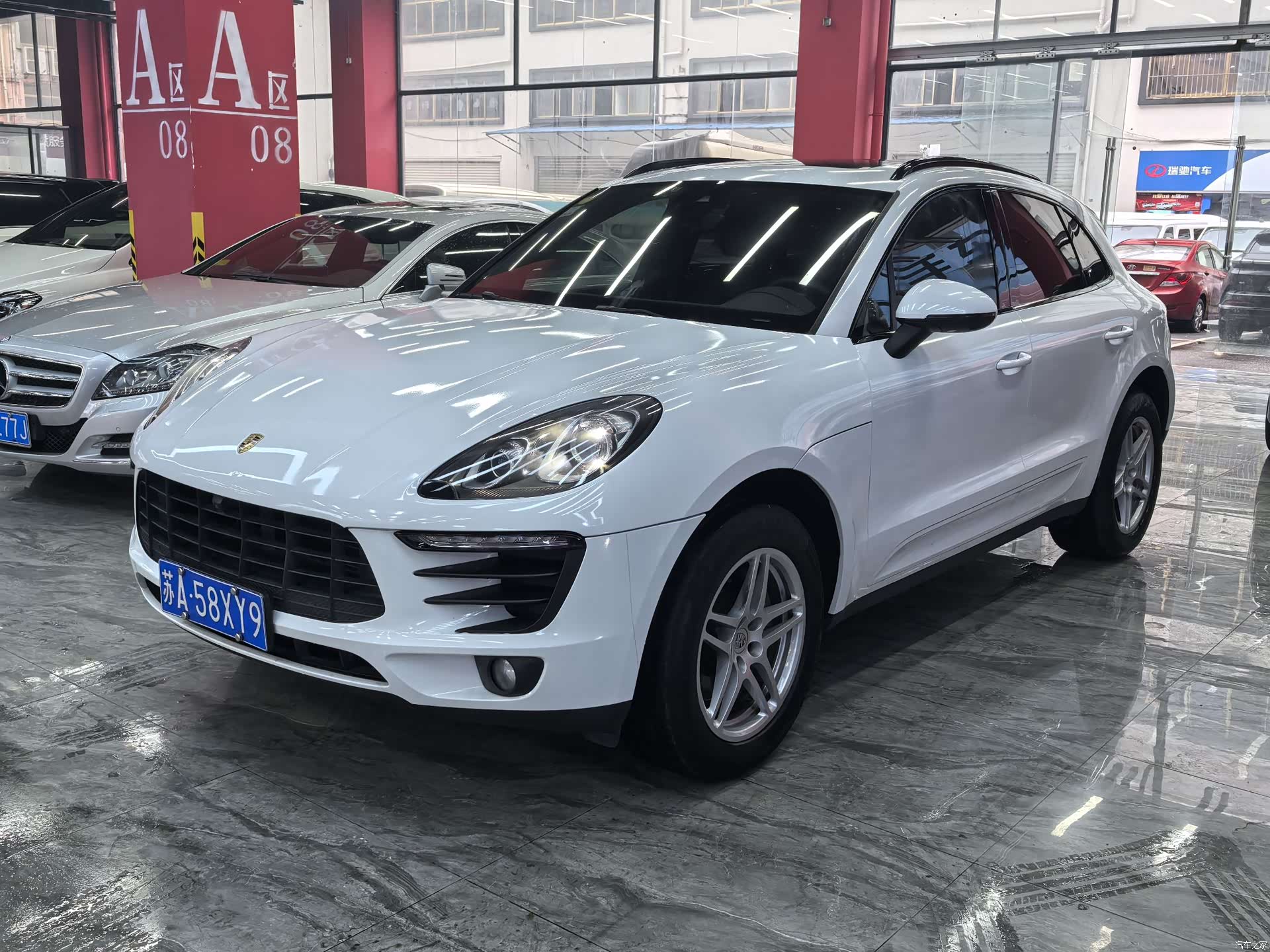 Porsche Macan, 2018 1