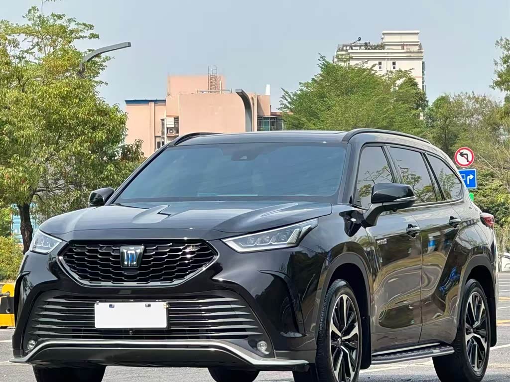 Toyota Crown Kluger 2021 2.5L HEV Luxury