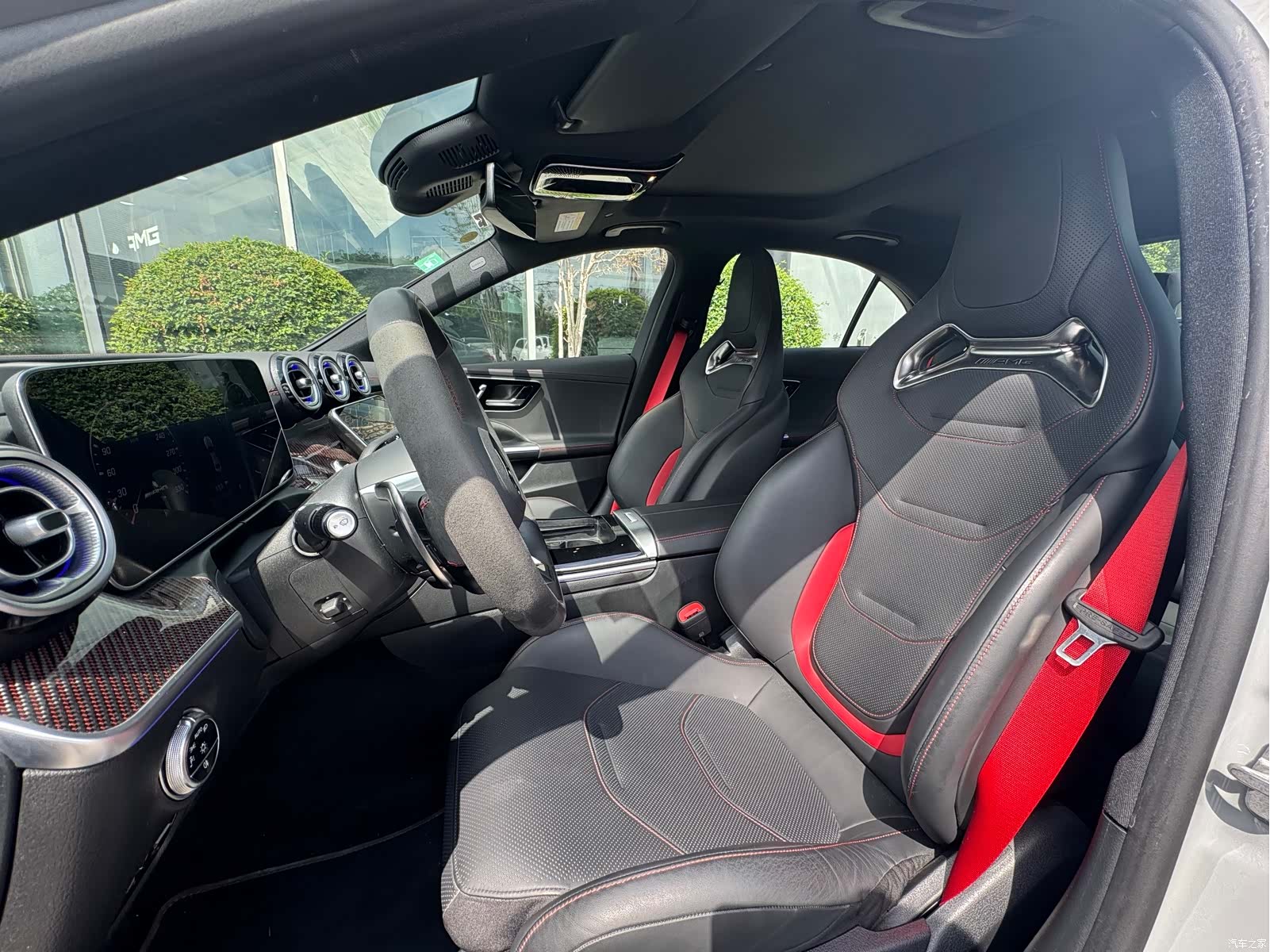Mercedes-Benz C-Class, 2025 15