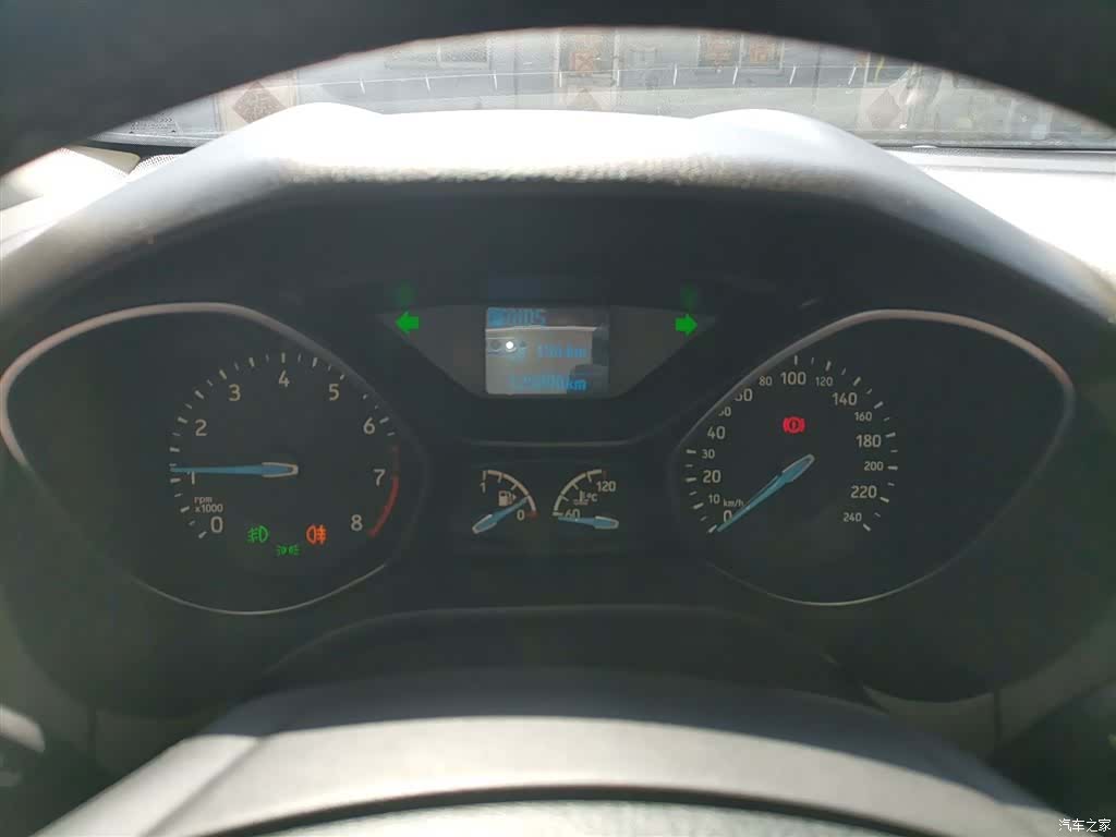 Ford Focus, 2016 12