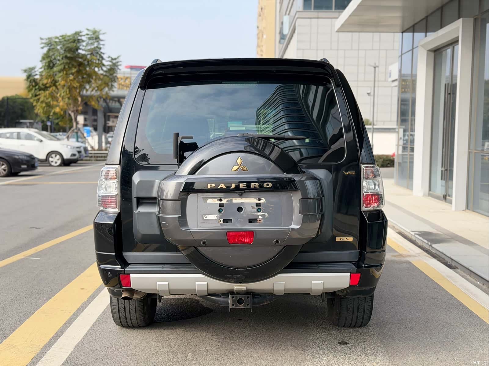Mitsubishi Pajero, 2017 все фото