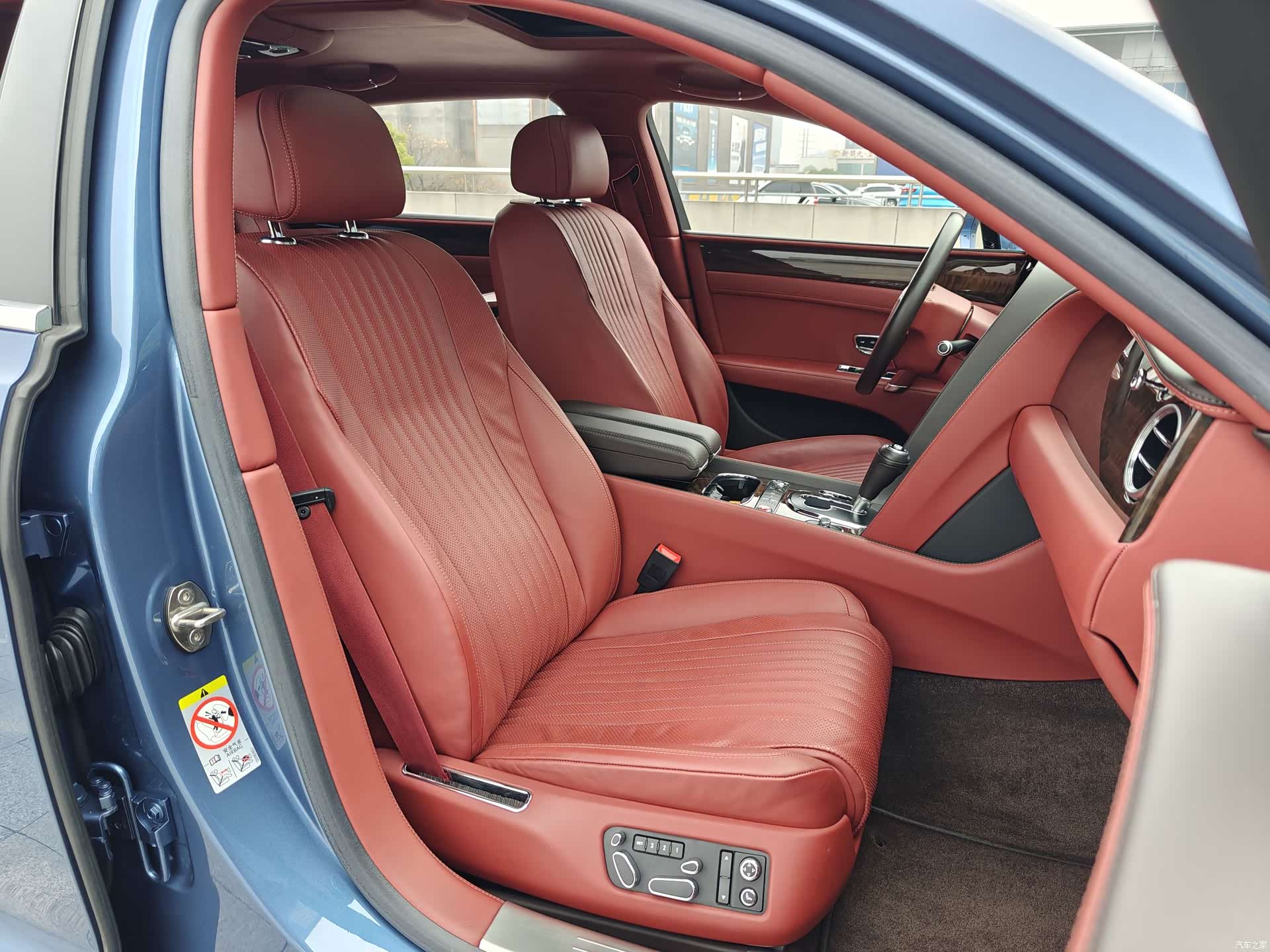 Bentley Flying Spur, 2018 14