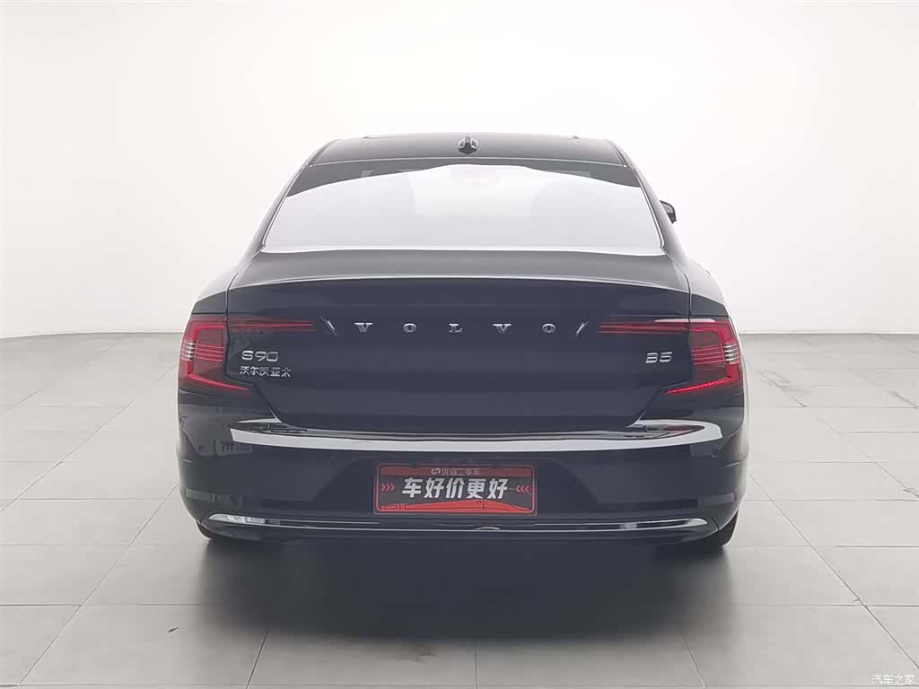 Volvo S90, 2024 4