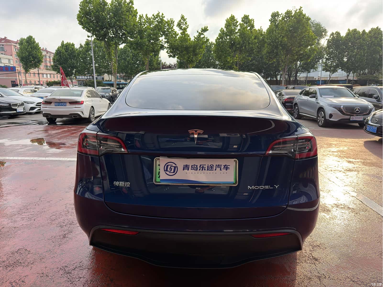 Tesla Model Y, 2022 все фото