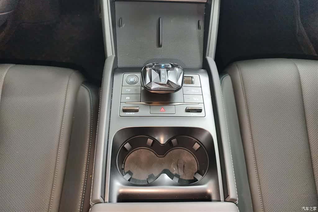 BYD Qin, 2025 16