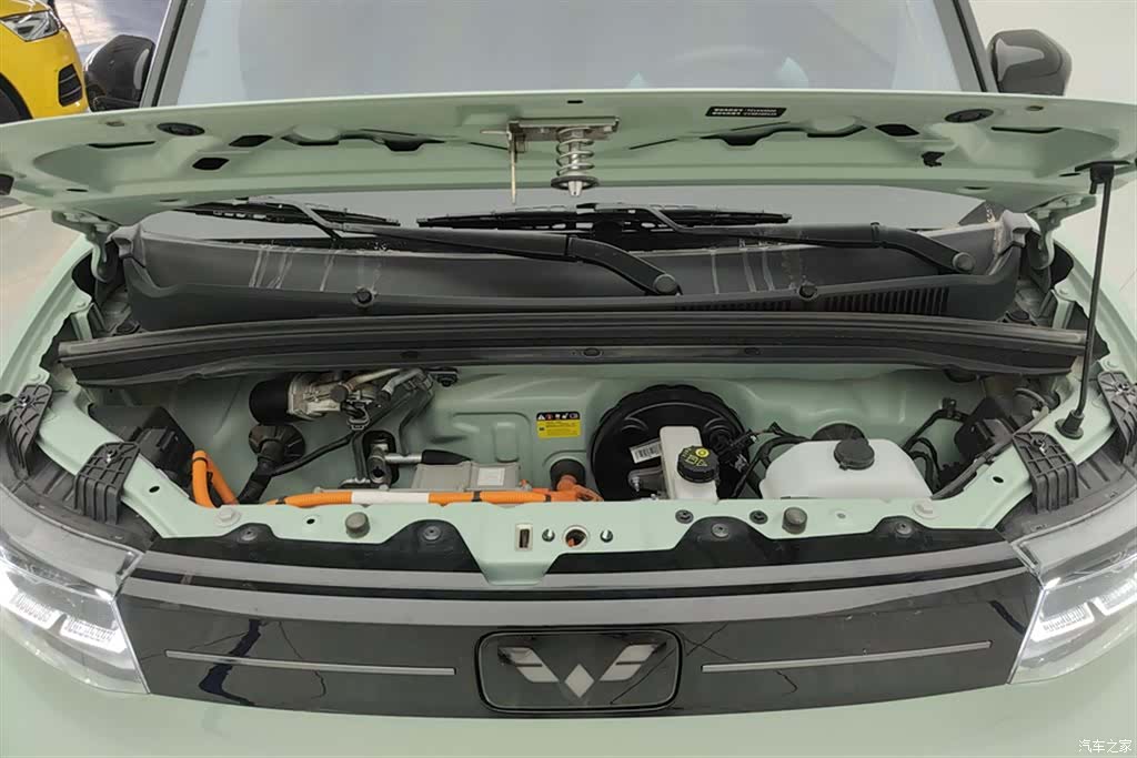 Wuling MINIEV, 2022 10