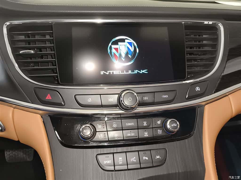 Buick LaCrosse, 2019 13