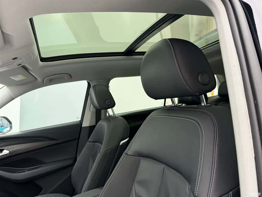 Audi Q6, 2023 16