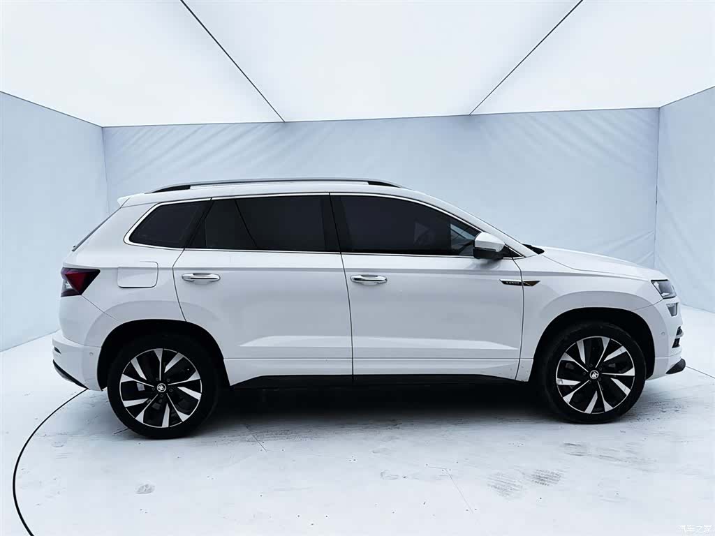 Skoda Karoq, 2022 9