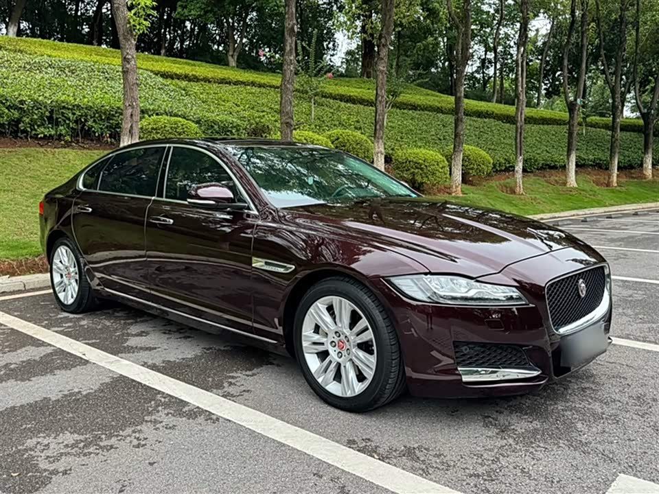 Jaguar XFL Jaguar XFL