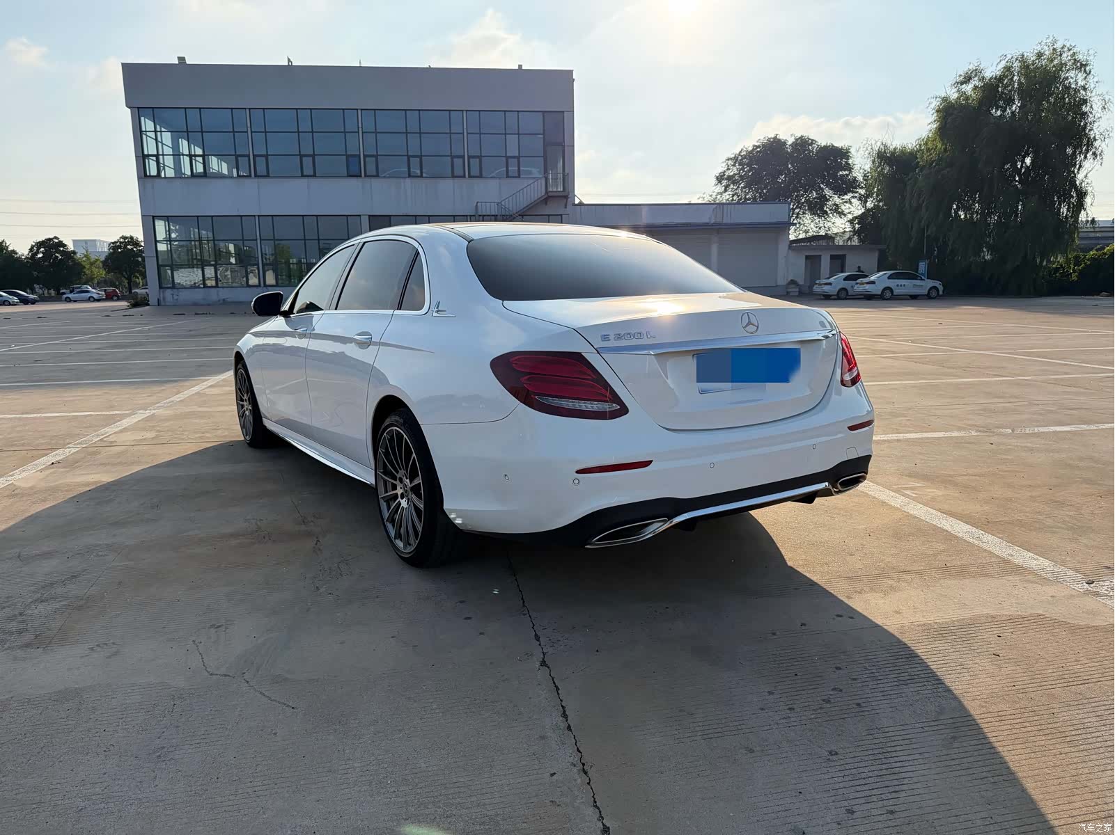 Mercedes-Benz E-Class, 2019 6