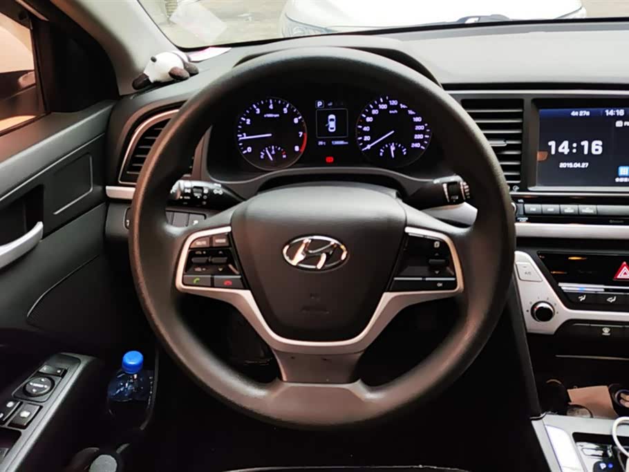 Hyundai Lead Hyundai Lead