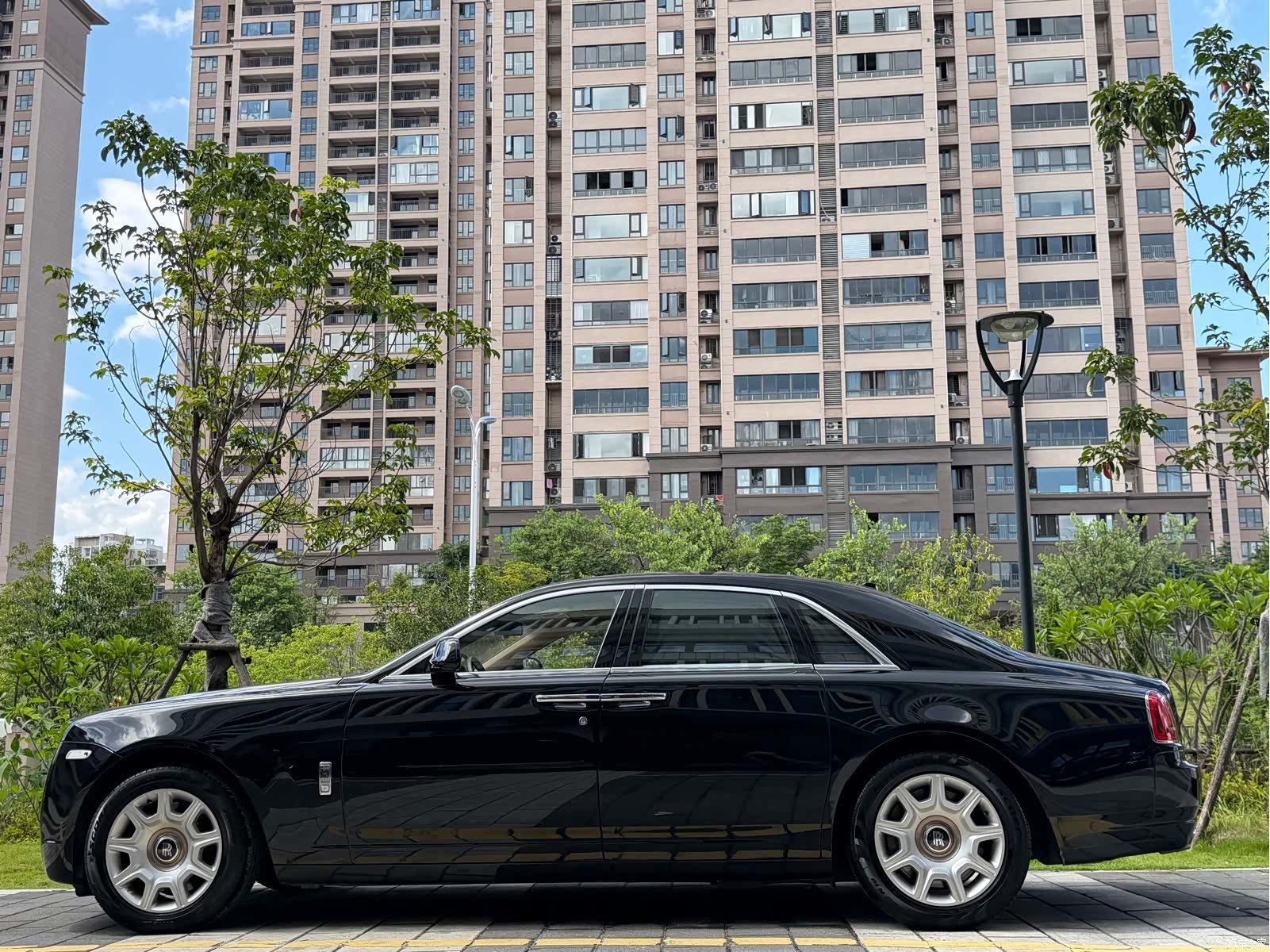 Rolls-Royce Ghost, 2014 2