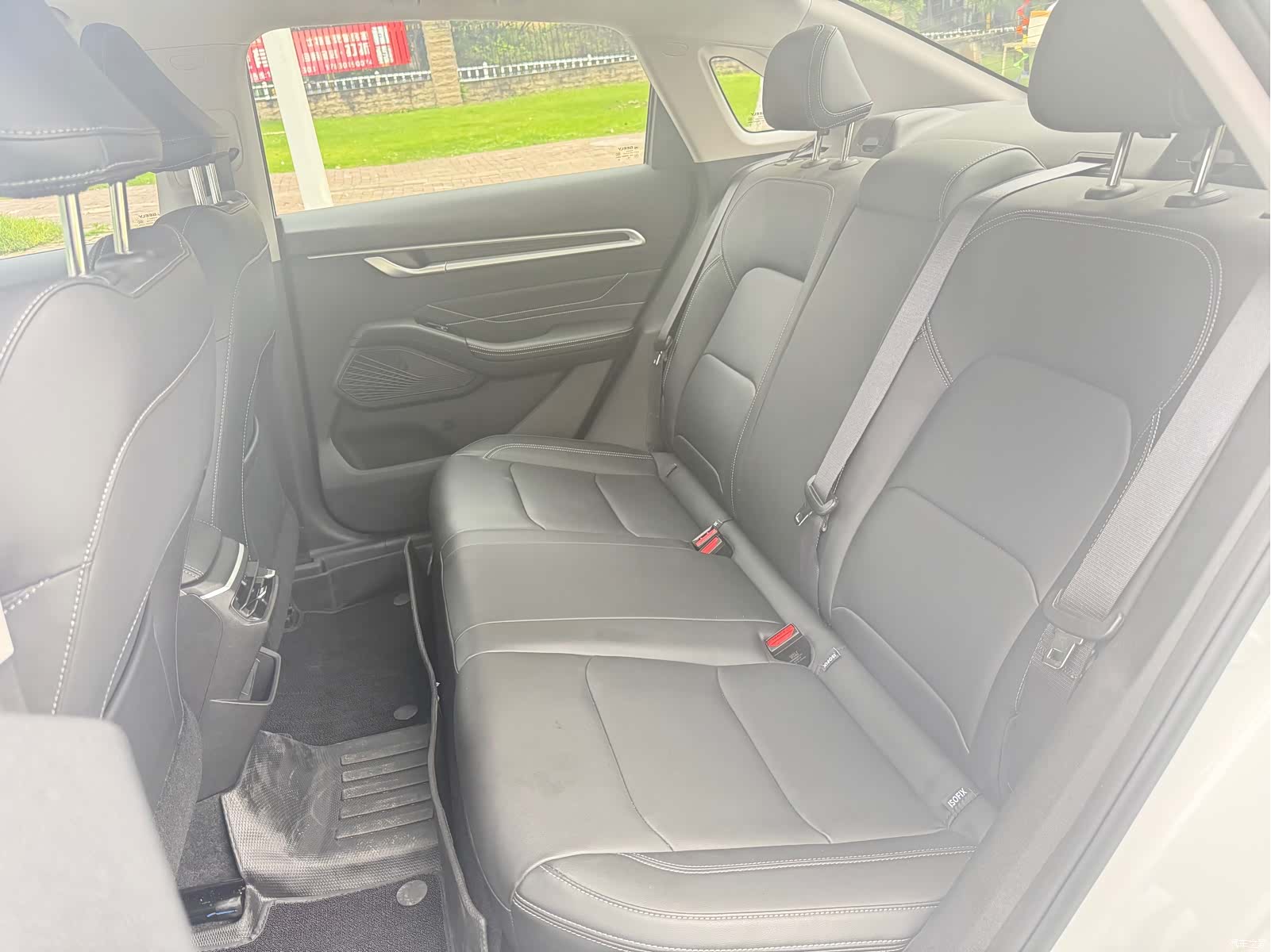 Geely Emgrand, 2024 18