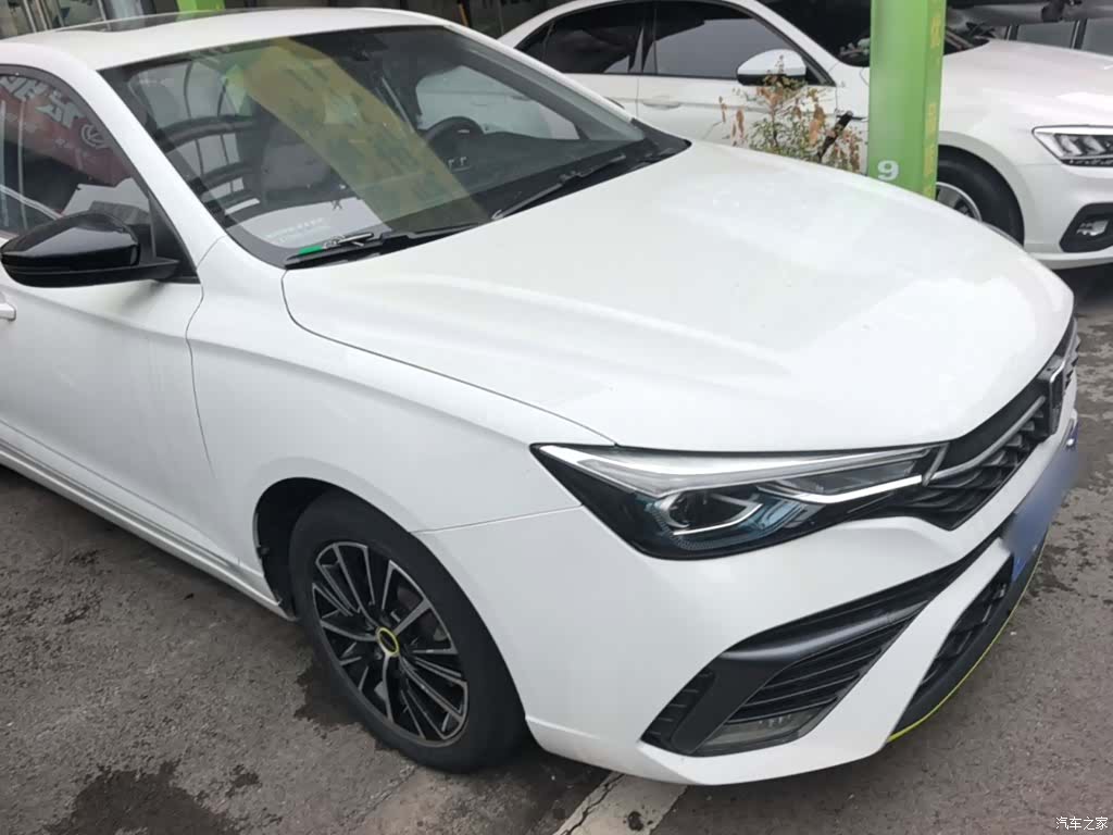 Roewe i5, 2023 4