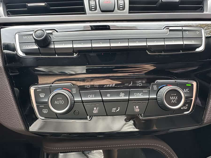BMW X1 2022, фото 12