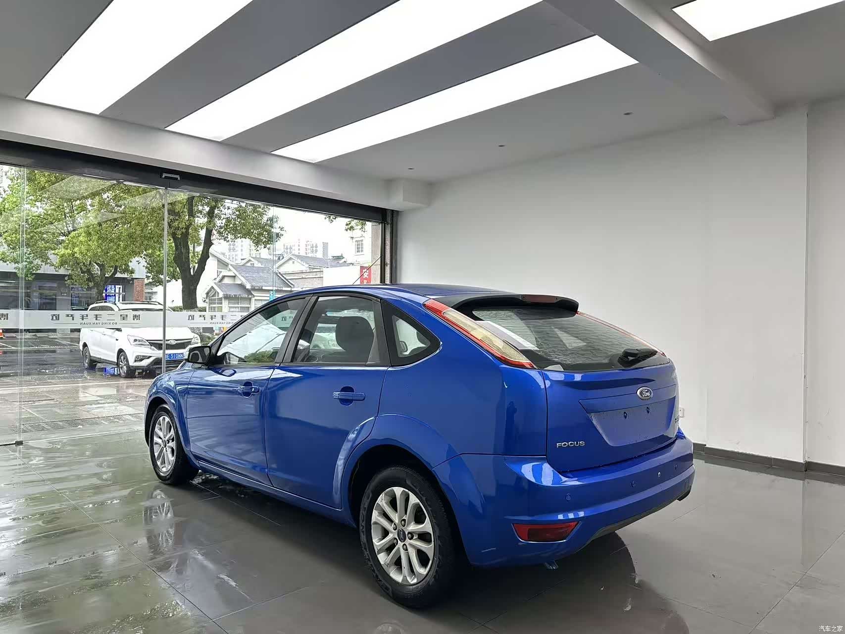 Ford Focus, 2013 7