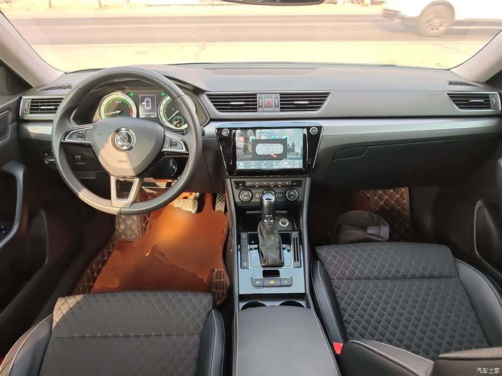 Skoda Superb, 2018 10