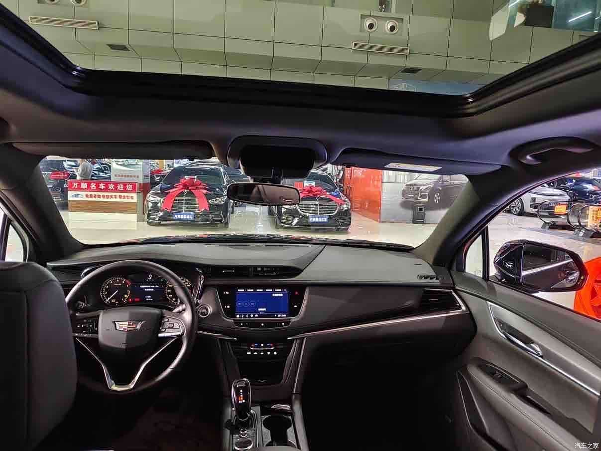 Cadillac XT6, 2021 4