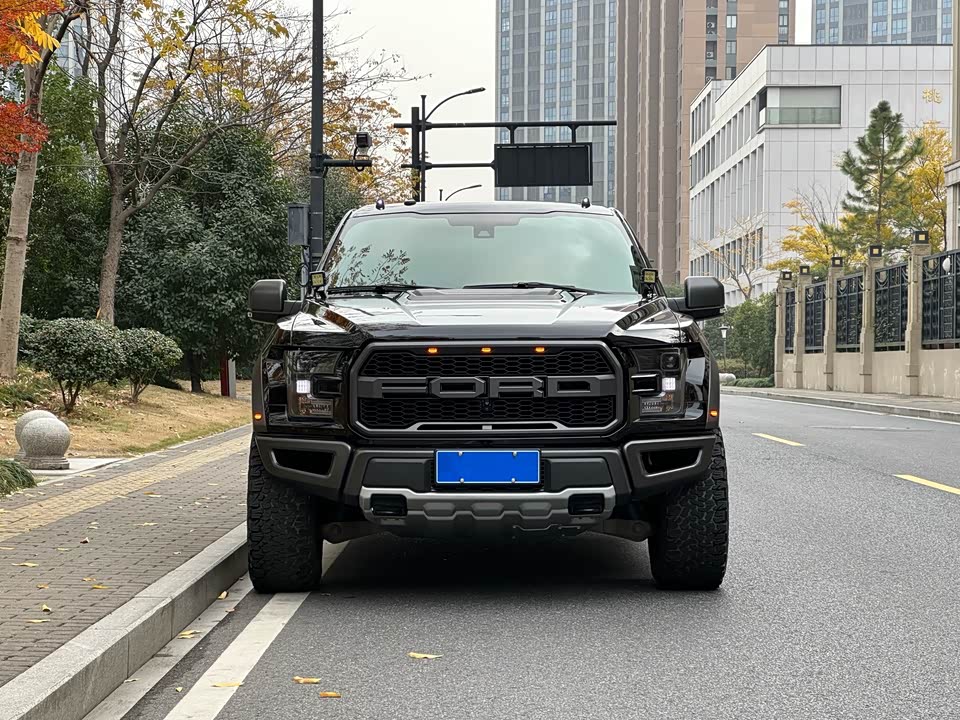 Ford F-150 Raptor