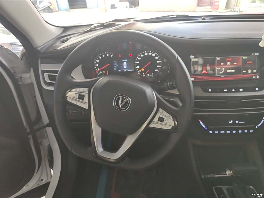 Changan CS35, 2019 11