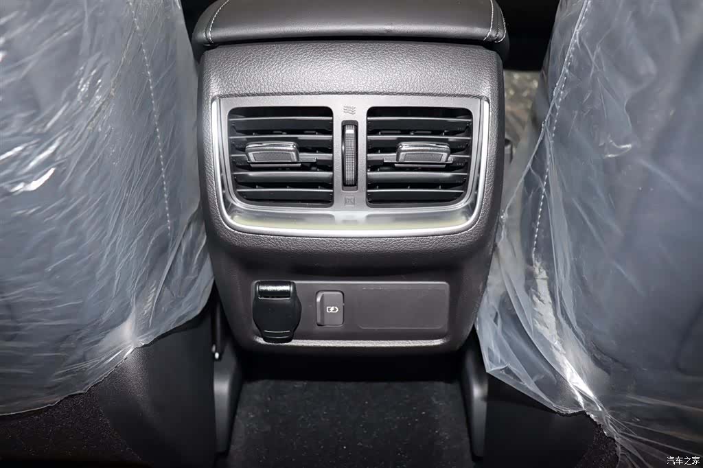 Infiniti QX55, 2026 23
