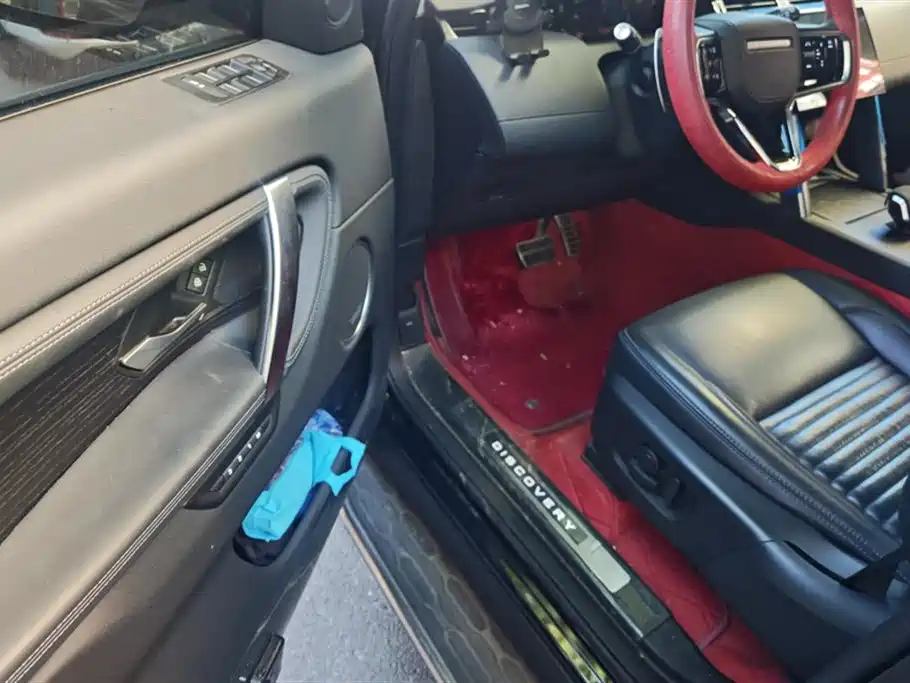 Land Rover Discover sports