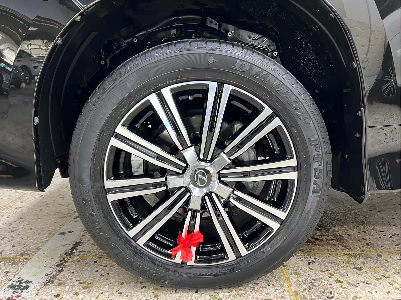 Lexus LX, 2017 13