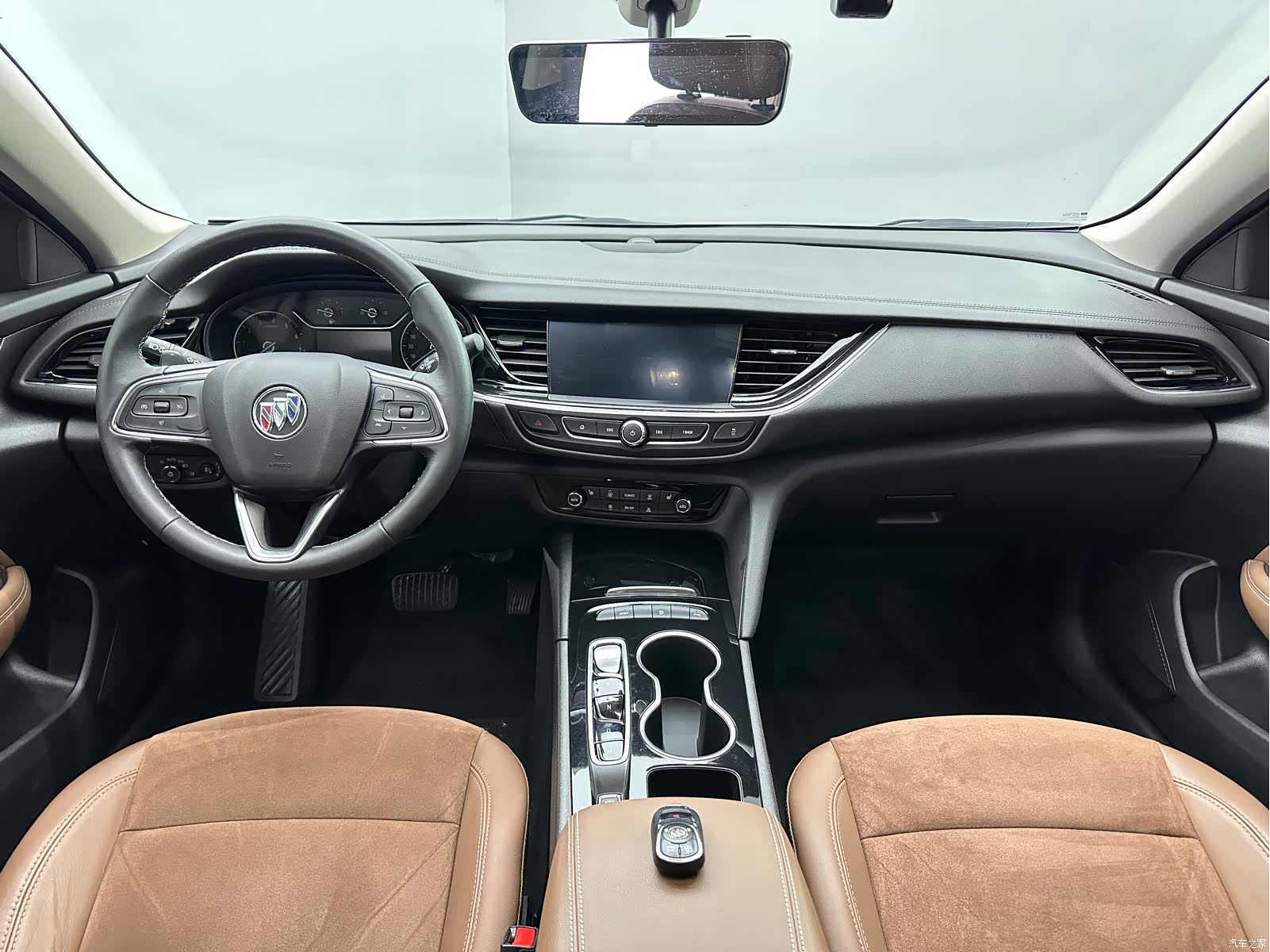 Buick Regal, 2023 все фото