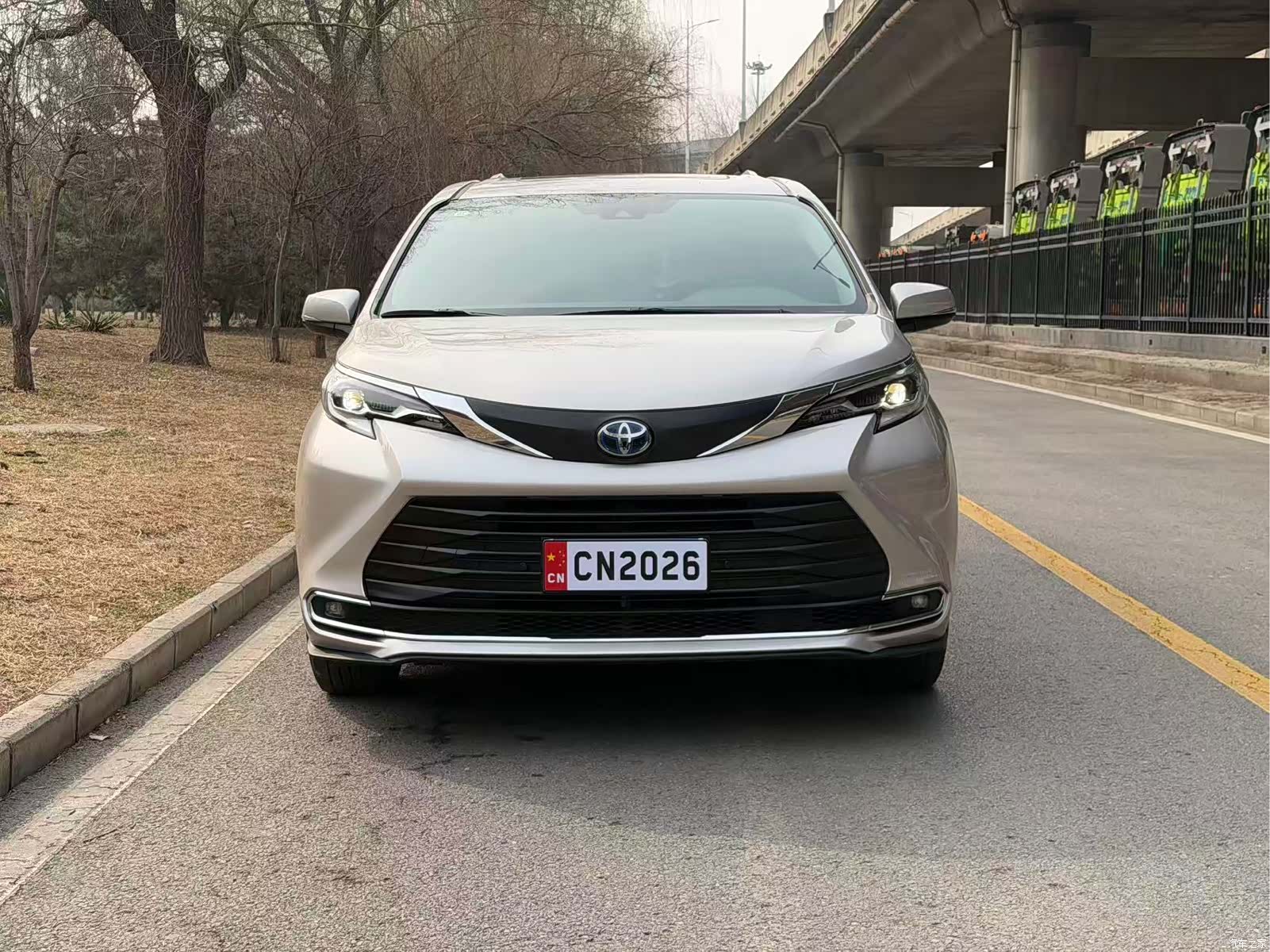 Toyota Sienna, 2023 2