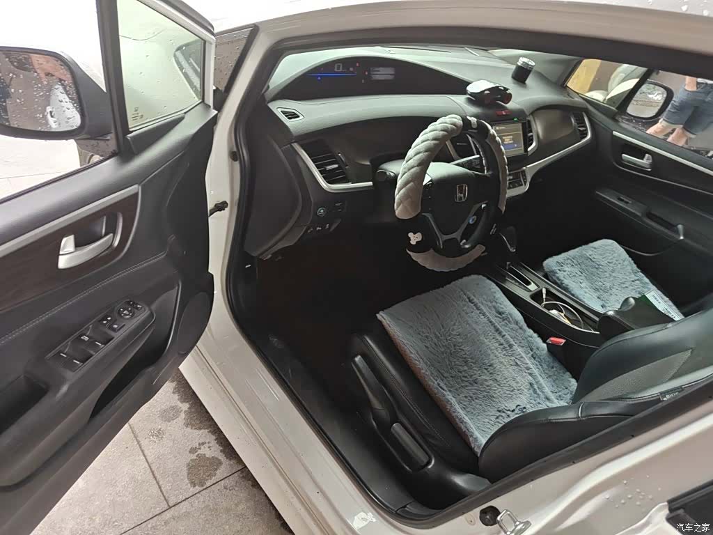 Honda Jade, 2015 14