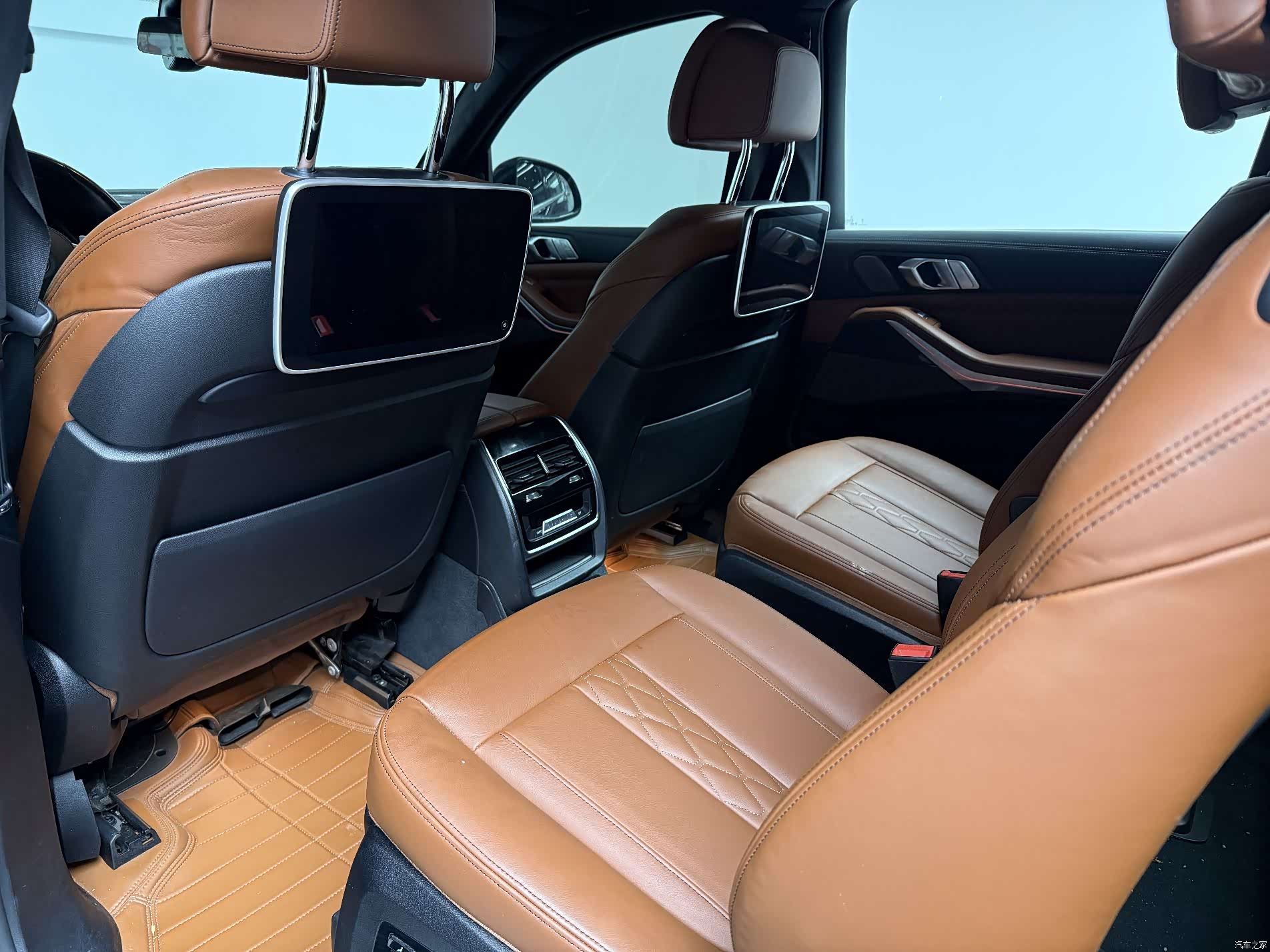 BMW X7, 2021 8