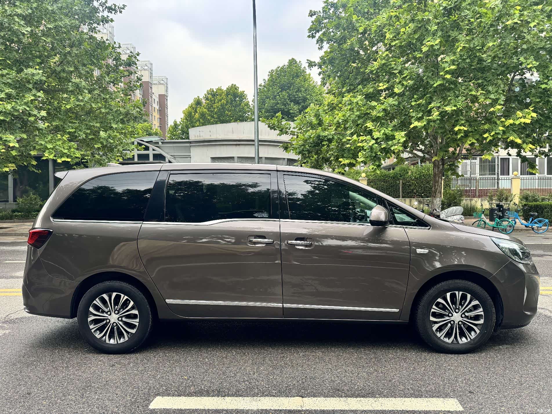 Buick GL8, 2022 7
