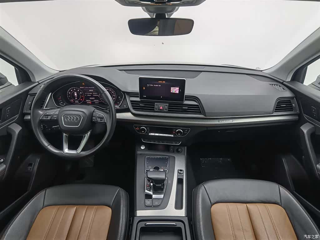 Audi Q5L, 2020 все фото
