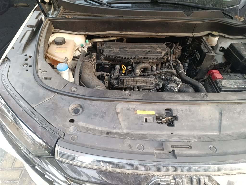 DongFeng AX7, 2022 21