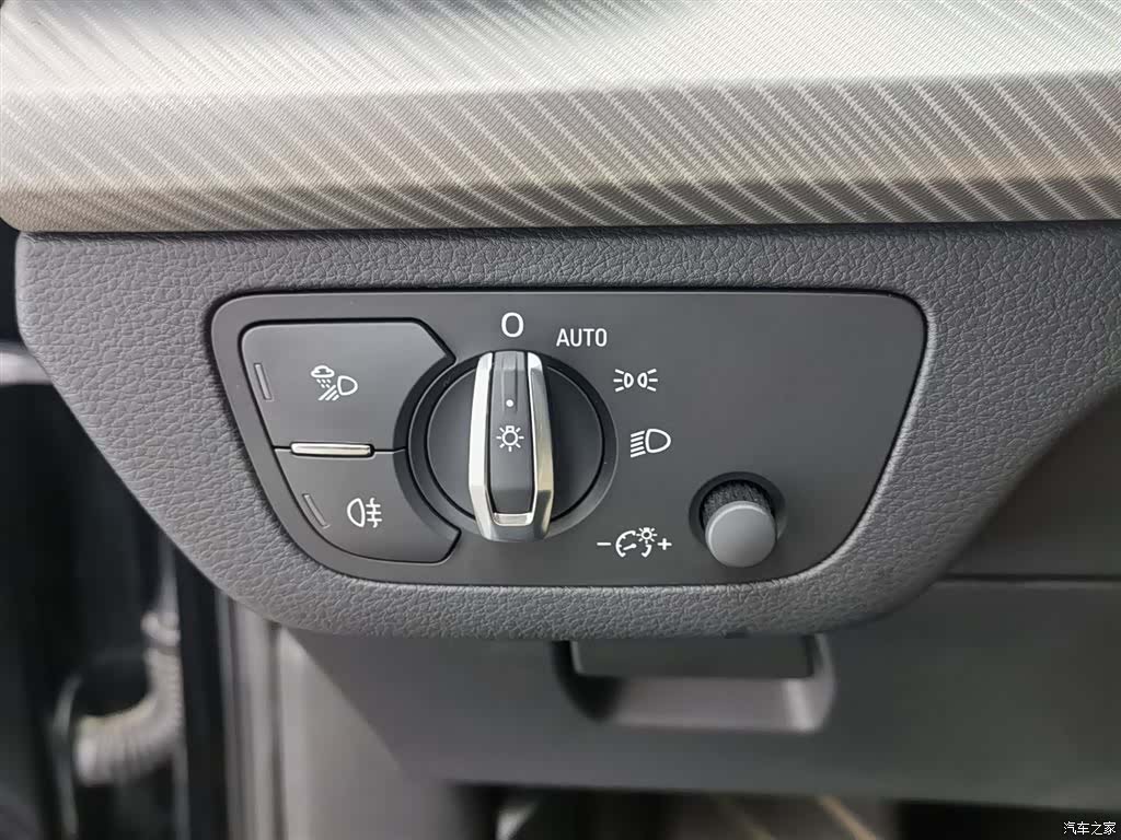 Audi Q5L, 2020 21