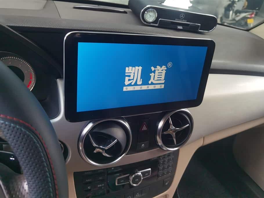 Mercedes-Benz GLK class