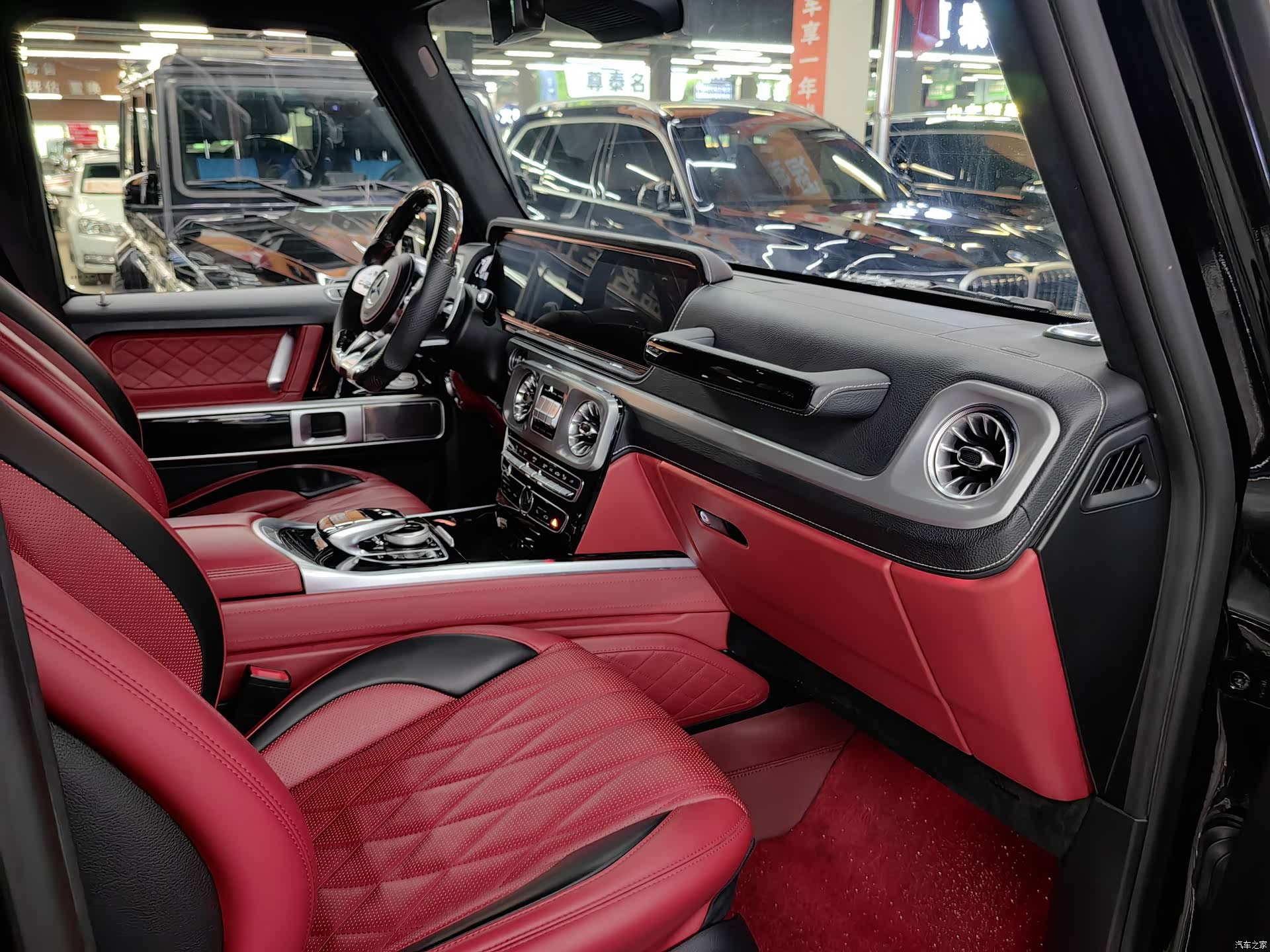 Mercedes-Benz G-Class, 2024 4