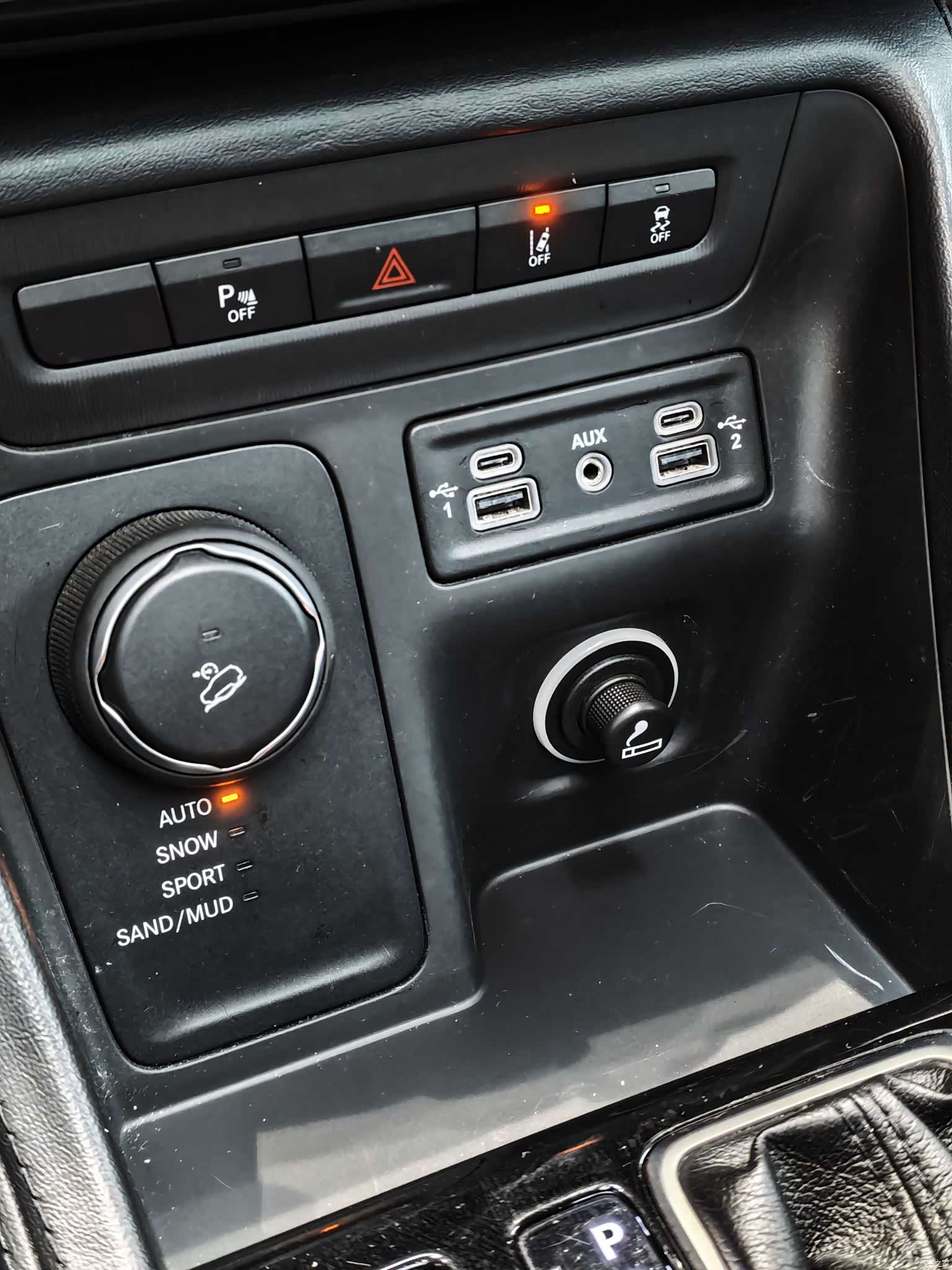 Jeep Grand Commander, 2021 15