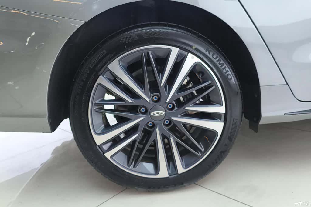 Chery Arrizo 8, 2024 6