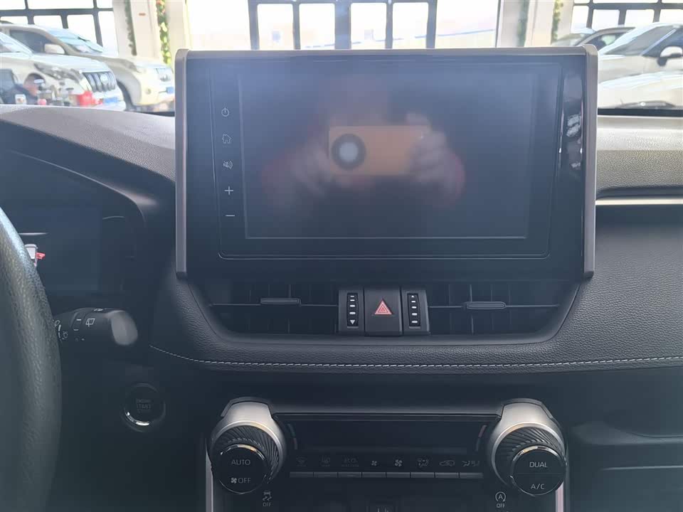 Toyota RAV4 Rongfang